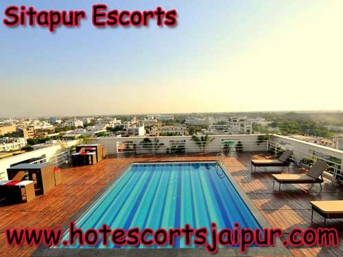Call Girls in Sitapur